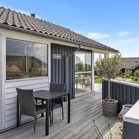Semesterbostad 3 Bedroom In Fåborg