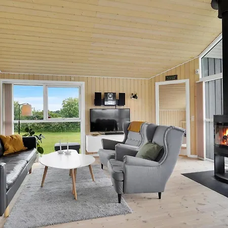 Semesterbostad 3 Bedroom In Fåborg